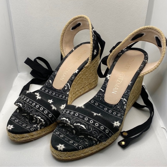 STUART WEITZMAN, Authentic Illeana Lace Up Wedges, Black Paisley Bandana Print - Picture 6 of 12